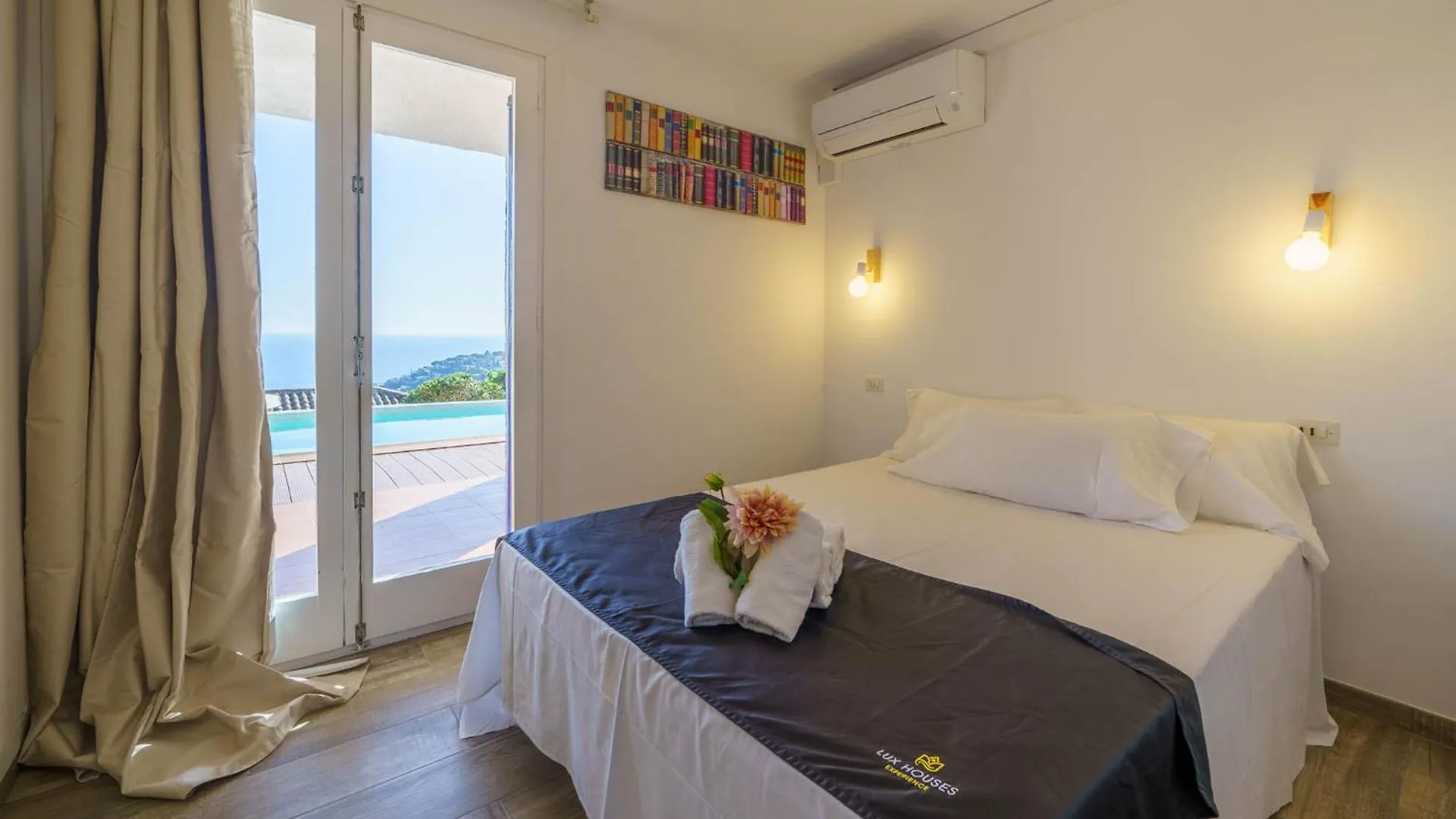 Sea Breeze Lux House - Private Pool & Aircon Villa Tossa de Mar Holiday home