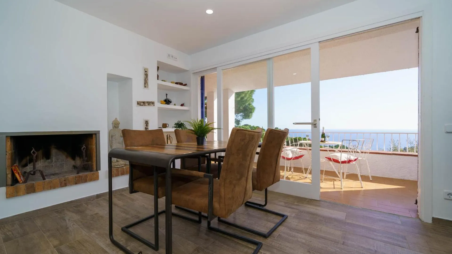 Sea Breeze Lux House - Private Pool & Aircon Villa Tossa de Mar