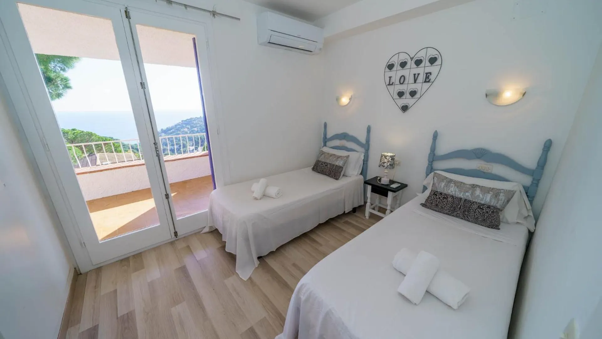 Sea Breeze Lux House - Private Pool & Aircon Villa Tossa de Mar Holiday home