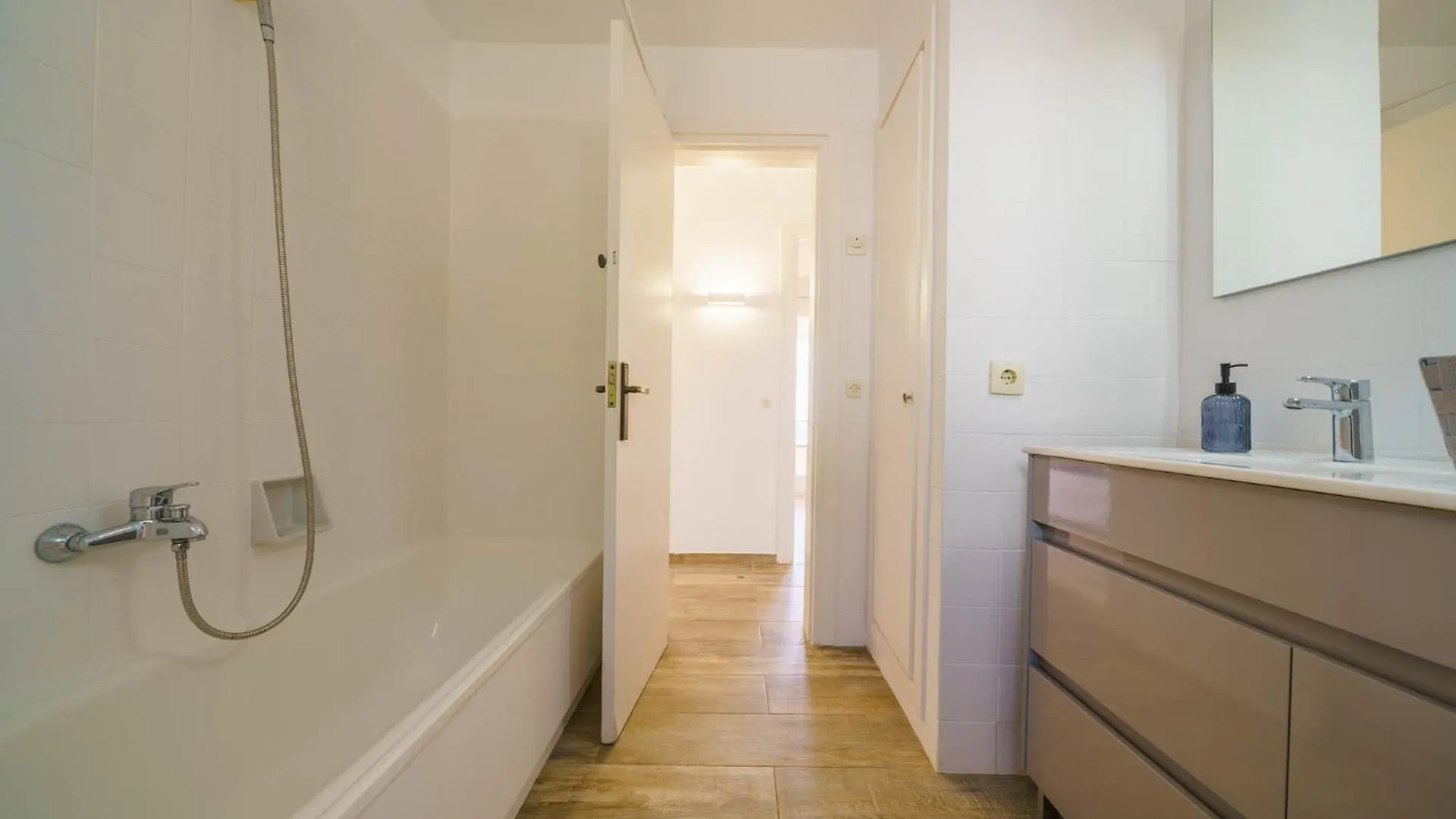 Sea Breeze Lux House - Private Pool & Aircon Villa Tossa de Mar Spain
