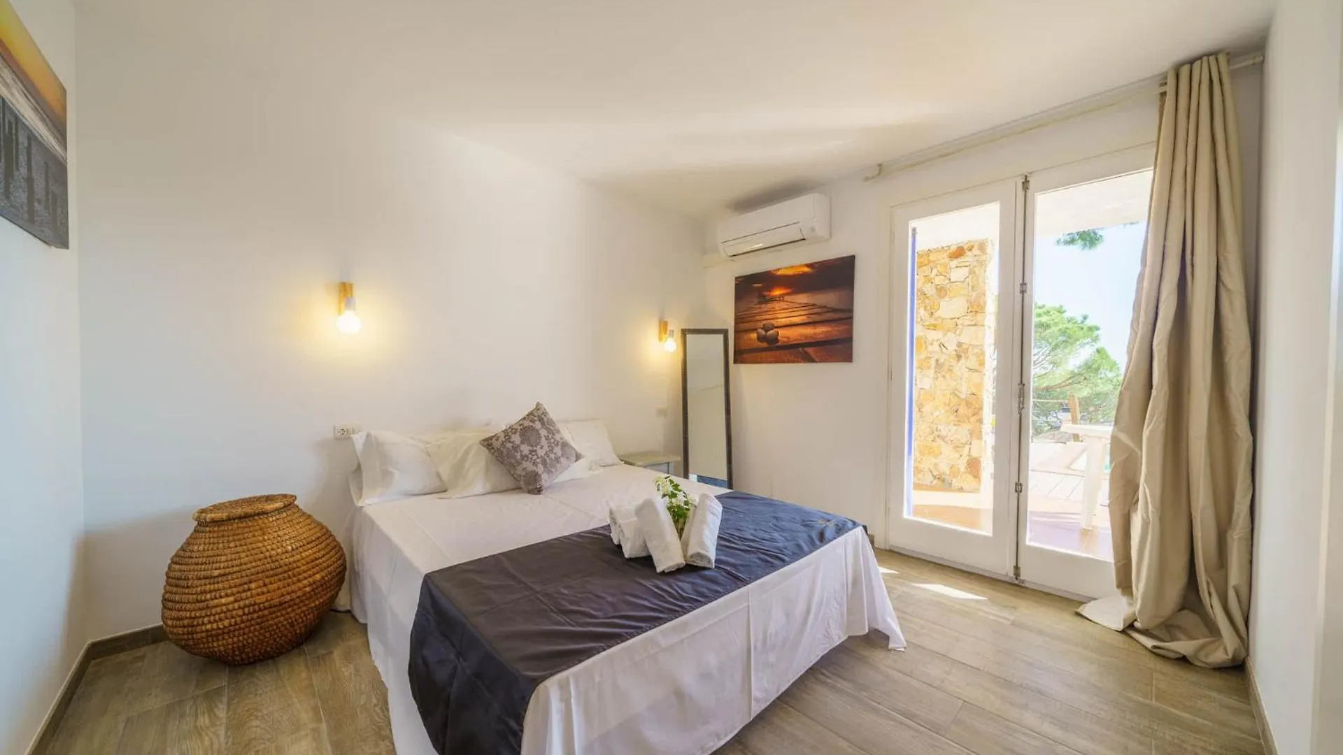 Sea Breeze Lux House - Private Pool & Aircon Villa Tossa de Mar