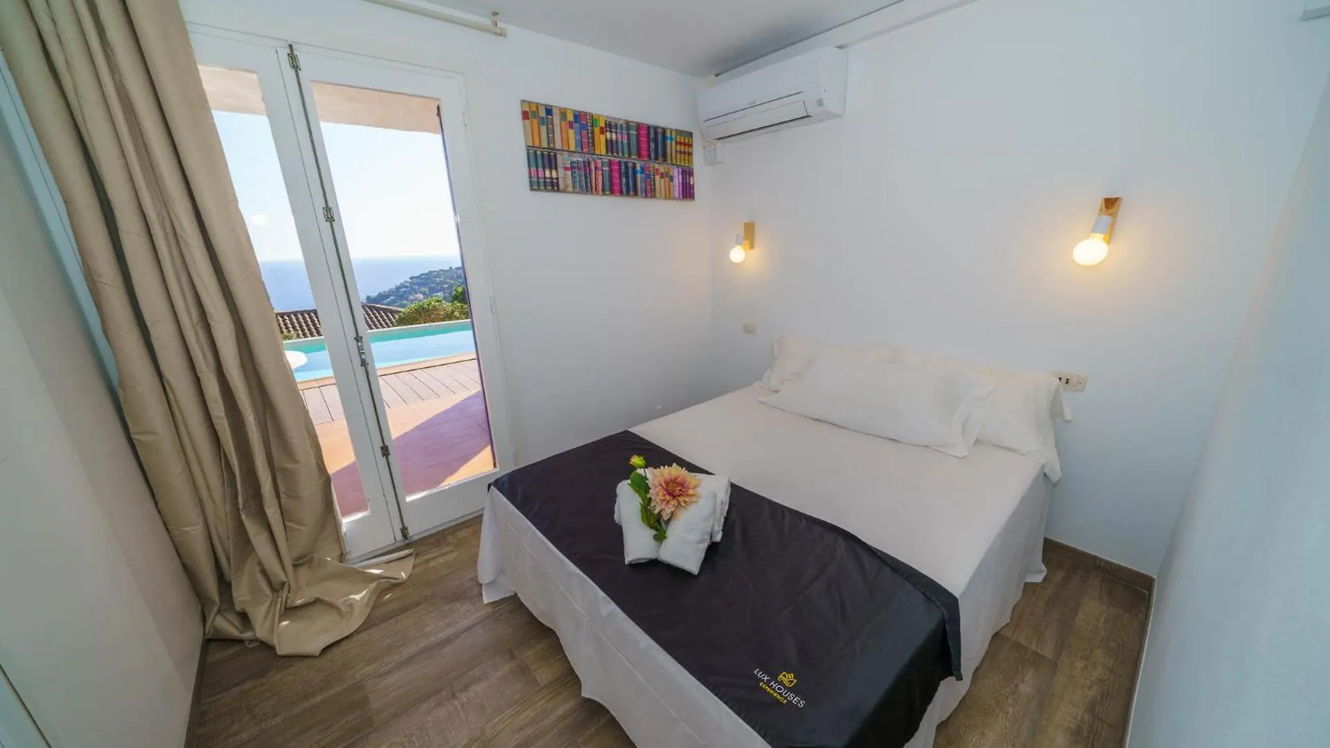 Sea Breeze Lux House - Private Pool & Aircon Villa Tossa de Mar 0*,  Spain