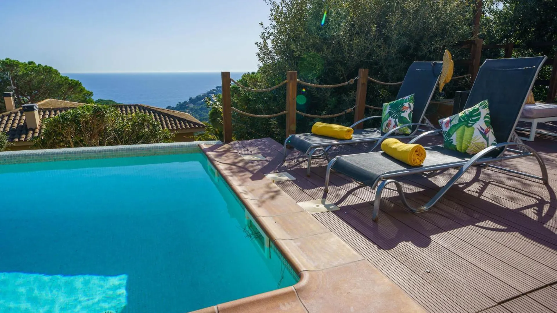 Sea Breeze Lux House - Private Pool & Aircon Villa Tossa de Mar